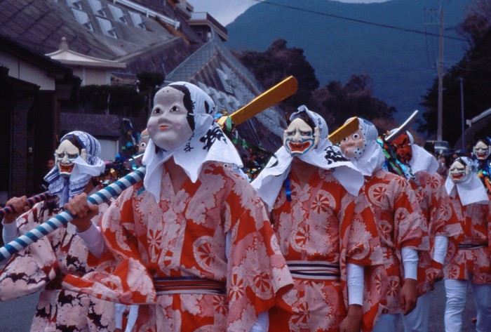 整然とした二才衆の行列