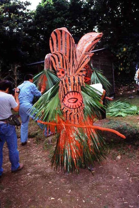 祭りに乱入したボゼ