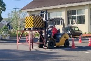 フォークリフト運転