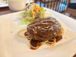 ハンバーグランチ