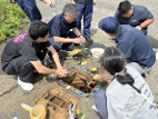 0804_11_第1回農業農村整備事業若手研修会を開催し、空気弁の構造について学ぶ