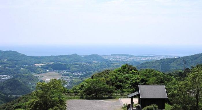 徐福像の正面からの景色