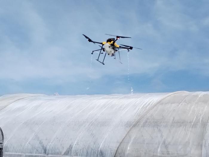 遮光塗布剤のドローン散布0707
