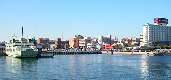 鴨池港突堤・第2突堤