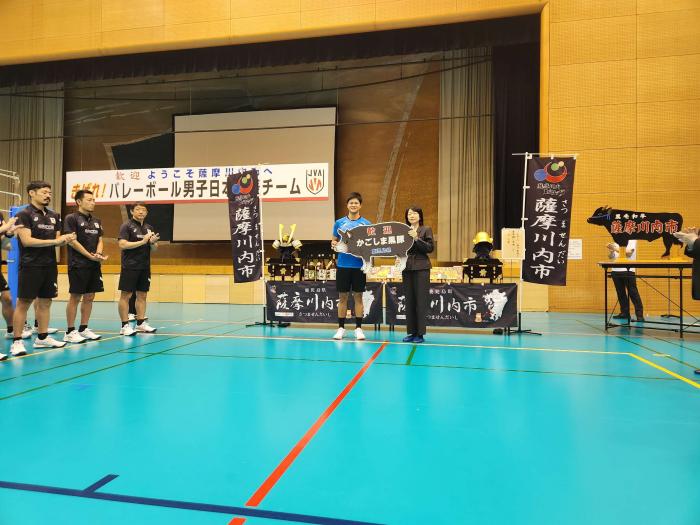 鹿児島県かごしま黒豚贈呈