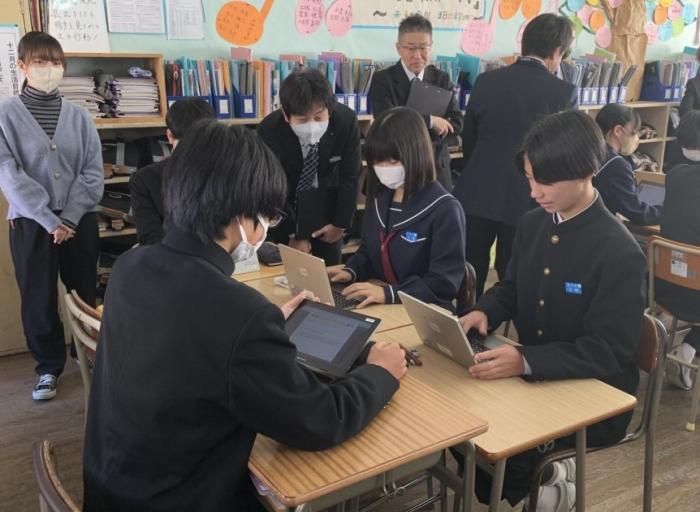 谷山　話し合い