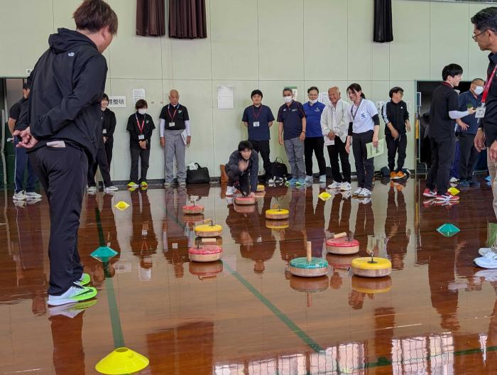 フロアカーリング