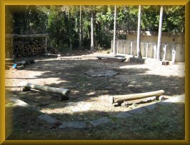 キャンプファイヤー場B