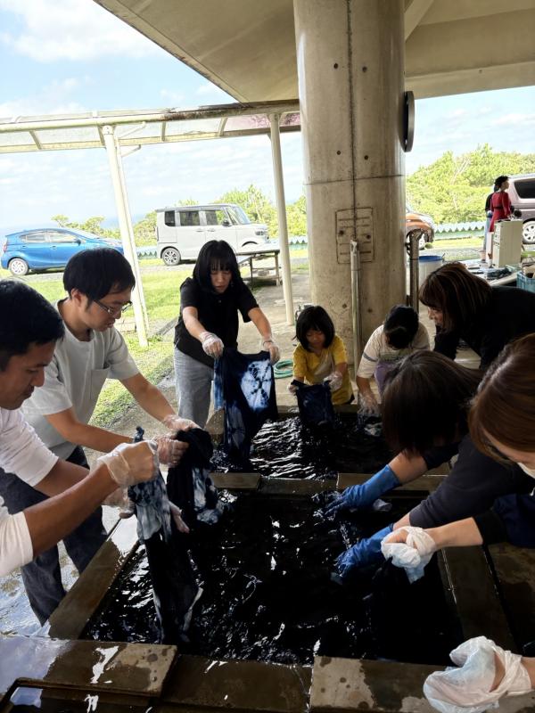 藍染の様子1