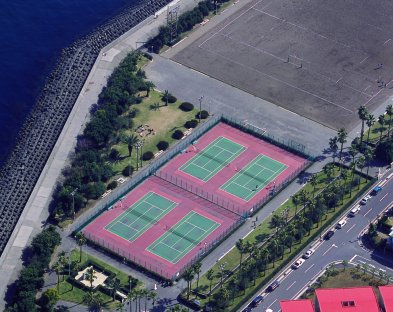 鹿児島県立鴨池緑地庭球場写真