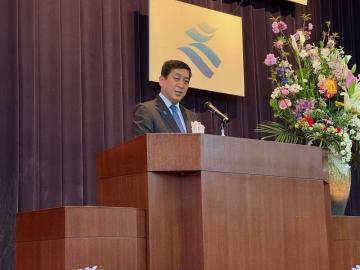 知事写真