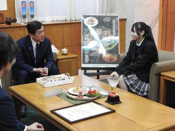 懇談写真