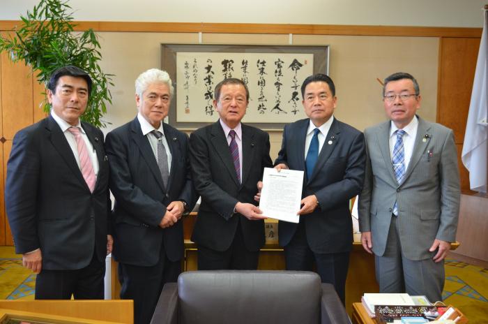 過疎・中山間地域の地域力強化の提言について議長報告