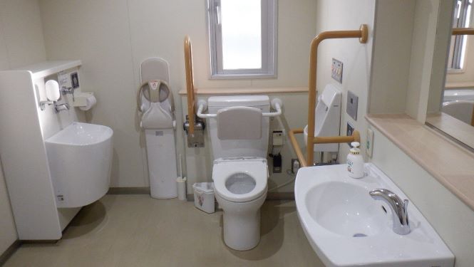 多機能トイレ内