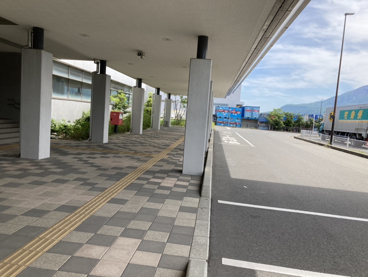 奄沖ＦＴ１階送迎スペース1